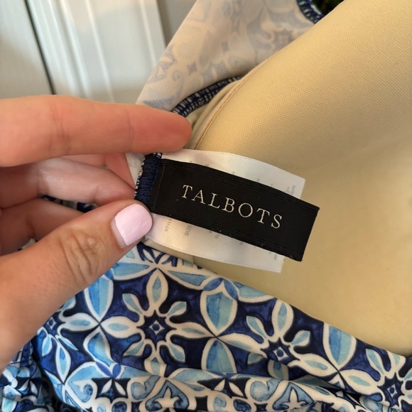 Talbots Miraclesuit Sanibel One Piece Estilo Geometric One Piece Swimsuit 10 - Picture 6 of 7